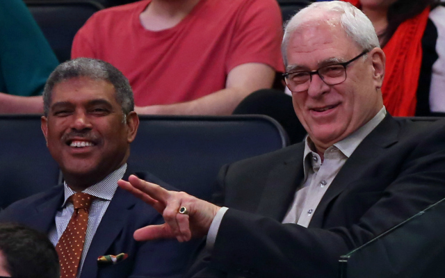 Phil Jackson, Scottie Pippen, Ron Harper congratulate 72-win Warriors