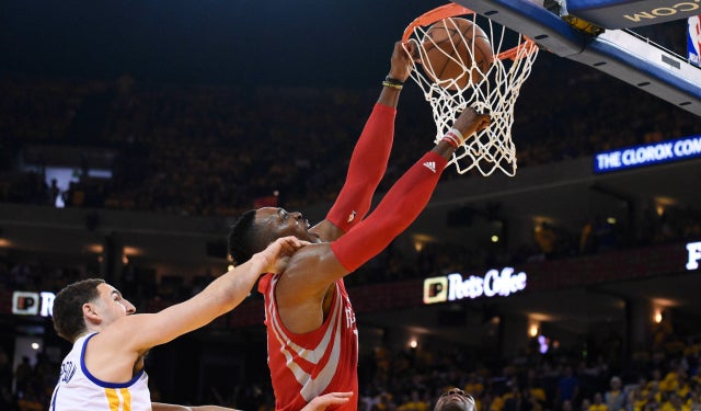 Dwight Howard is strong.  (USATSI)