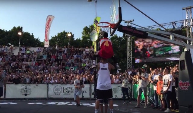 That's a lot of air. (YouTube)