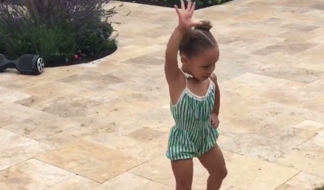 WATCH: Riley Curry does the Whip and Nae Nae on her 3rd birthday 