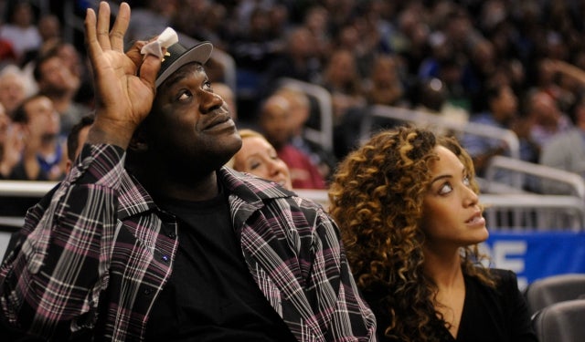 Shaq isn't going to tell Kobe Bryant to wave goodbye.  (USATSI)
