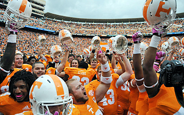 Tennessee players celebrate with fans after knocking off No. 11 South Carolina.  (USATSI)