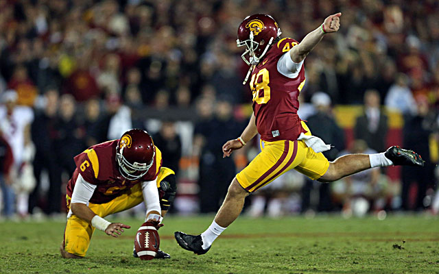 Andre Heidari kicks a 47-yard field goal with 19 seconds to play and seals USC's win. (Getty)