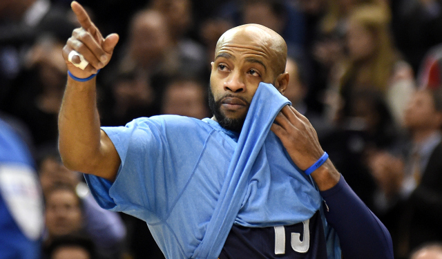 Vince Carter is honored at the Air Canada Centre.  (USATSI)
