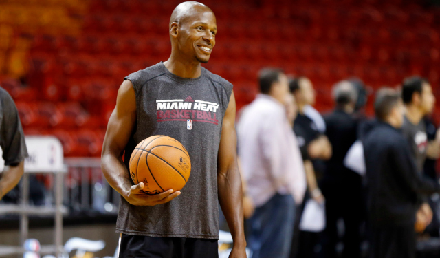 Everyone wants to sign Ray Allen.  (USATSI)