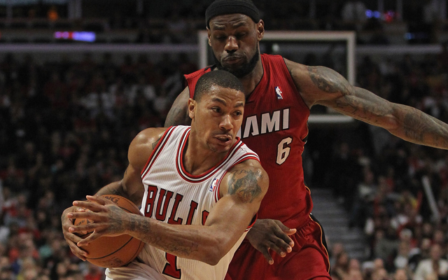 Derrick Rose appears ready to face LeBron James on October 29th.   (USATSI)