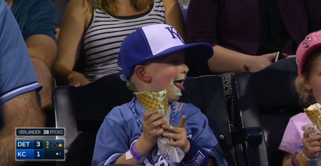 LOOK: Royals kid eats ice cream like George Costanza from 'Seinfeld' 
