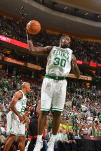 Boston Celtics agree to contract terms with Brandon Bass
