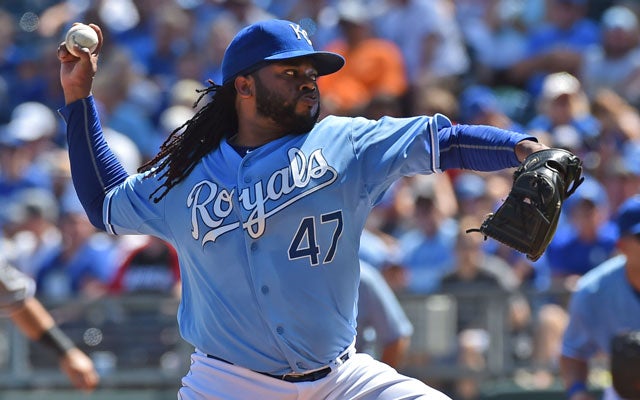 Will the Dodgers chase Johnny Cueto? (USATSI)