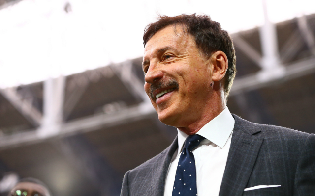 NFL Owner Stan Kroenke Wants to Take Over L.A. - Bloomberg