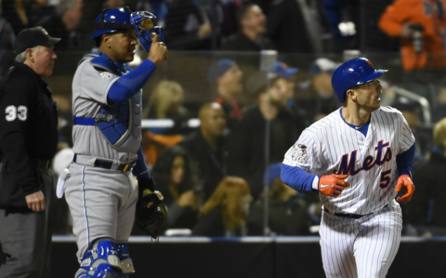 Photo: Mets David Wright hits 2-run homer off Royals Yordano