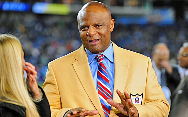 Warren Moon has worked with top picks Andrew Luck and Cam Newton in the past. (USATSI)