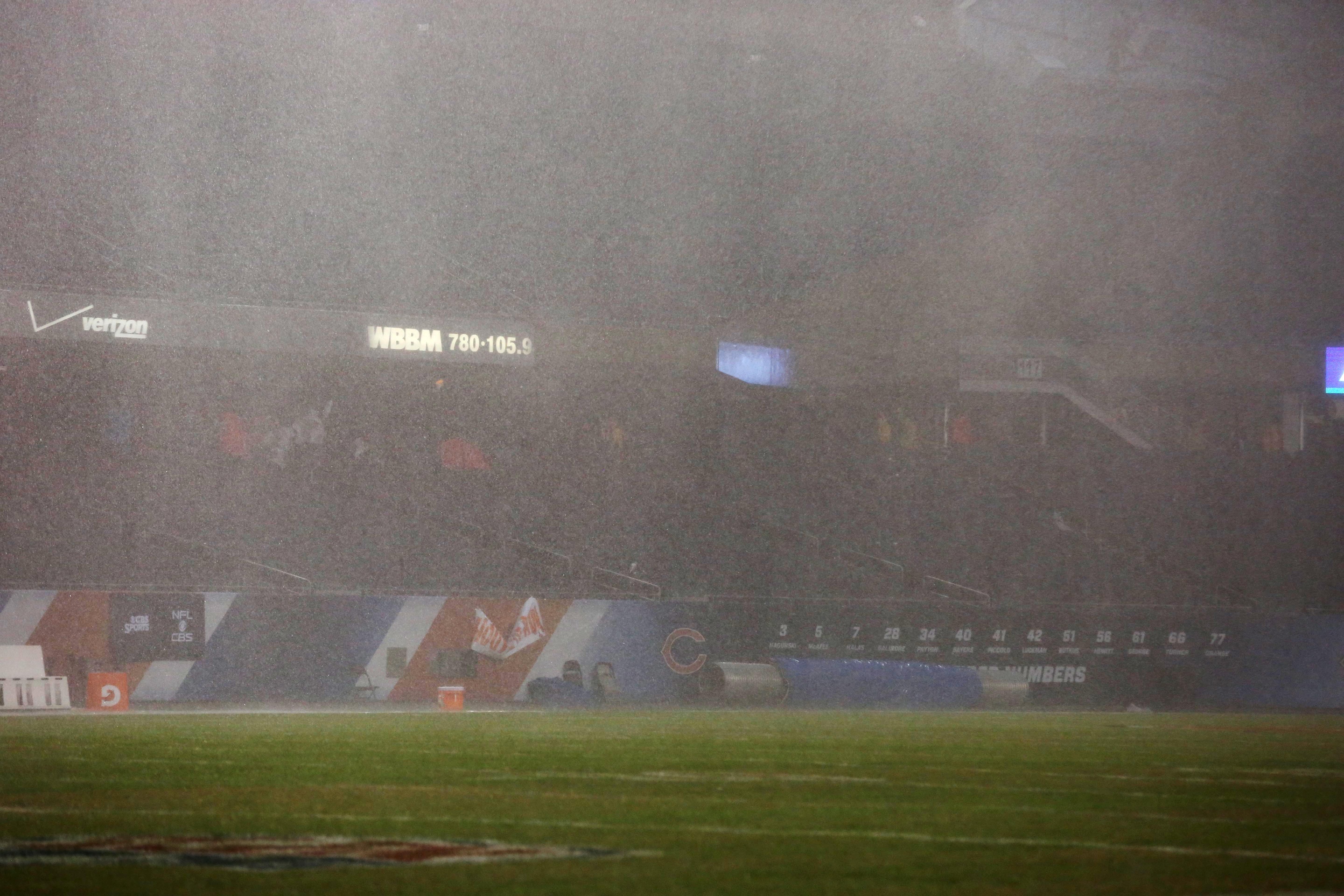 Bears-Ravens game rain-delayed in Chicago