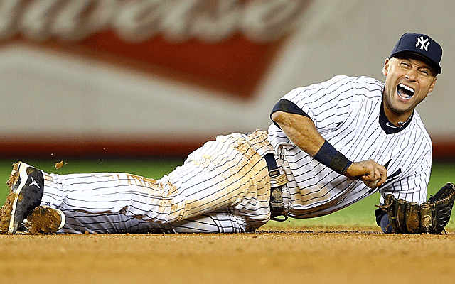 Yankees lose Game 1, and lose Derek Jeter to broken ankle 