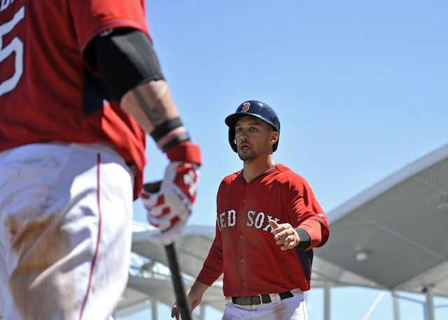 Sizemore named Red Sox' starting center fielder