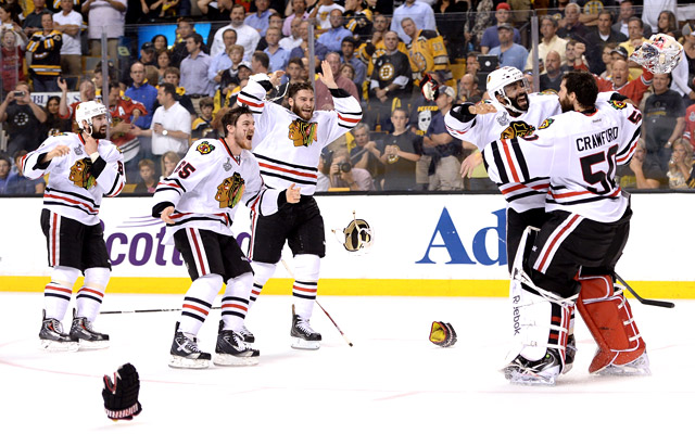 9,562 Blackhawks Stanley Cup 2013 Stock Photos, High-Res Pictures, and  Images - Getty Images