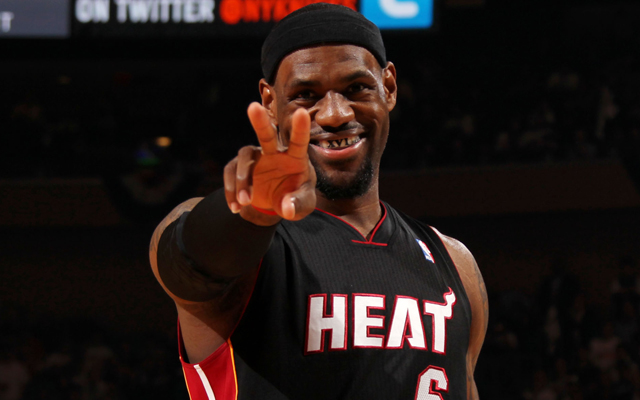 LeBron James tells Heat he will become free agent