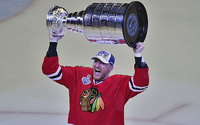 Marian Hossa with Stanley Cup in car today : r/hawks