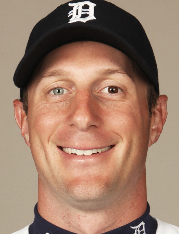 PHOTO: Max Scherzer's heterochromic goggles 