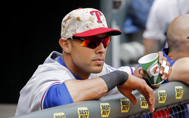 MLB's Memorial Day caps