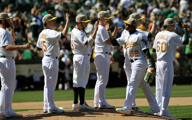 Eye on Photos: Memorial Day around MLB 