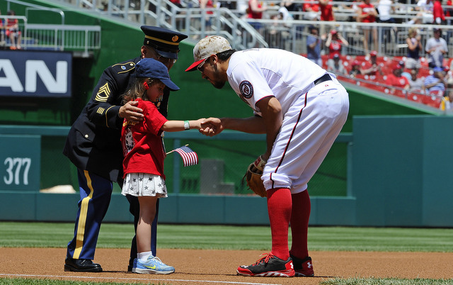 Eye on Photos: Memorial Day around MLB 