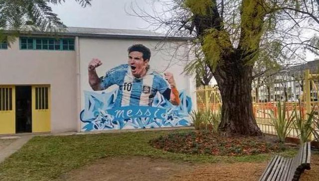 LOOK: Stunning Lionel Messi mural unveiled outside Argentina school ...