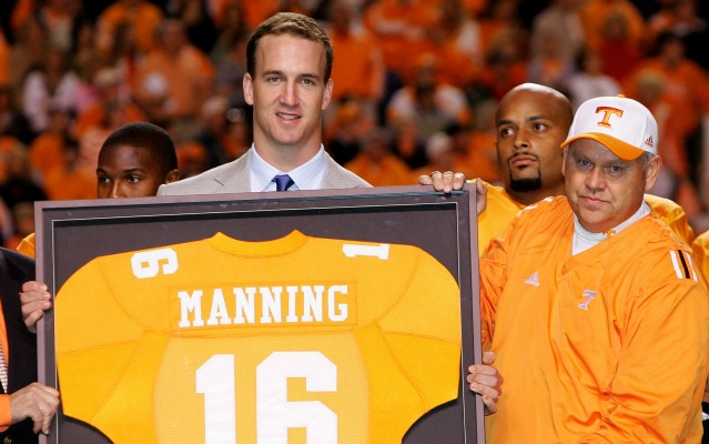 Tennessee football: Peyton Manning, two big UT Vols decisions that changed  his life