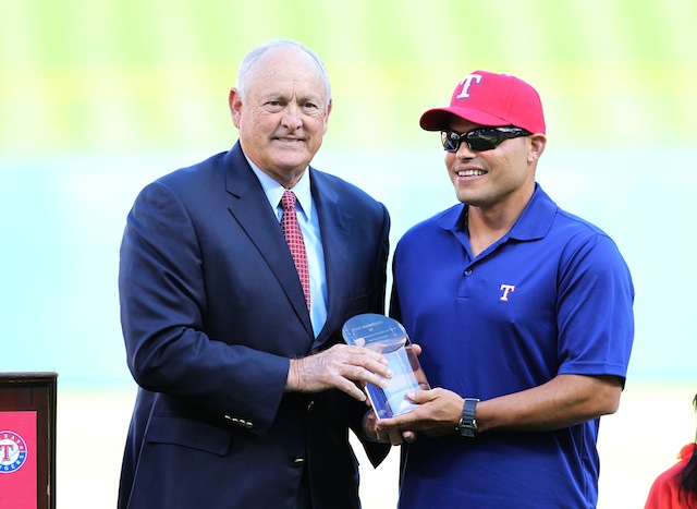 Texas Rangers All-Time Home Run King Juan Gonzalez To Be Honored