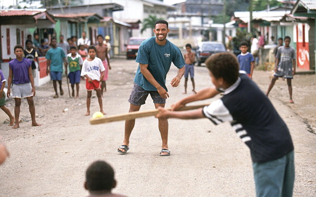 Mariano Rivera Showing Off His Cutter on Make a GIF