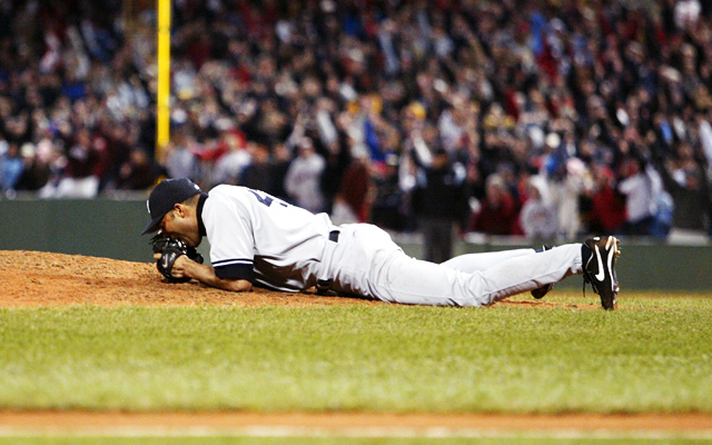 10 Unforgettable Moments From Red Sox-Yankees 2004 ALCS Game 7 - CBS Boston