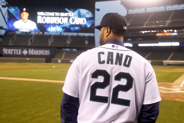 Here’s Robinson Cano in Seattle, possibly wondering where Burt Reynolds is. (USATSI)