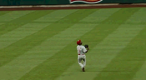 GIF: Jimmy Rollins uses his head  to field a pop-up 