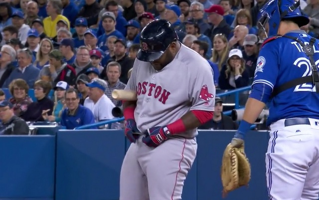 VIDEO: Sandoval's belt gives up on him during at-bat