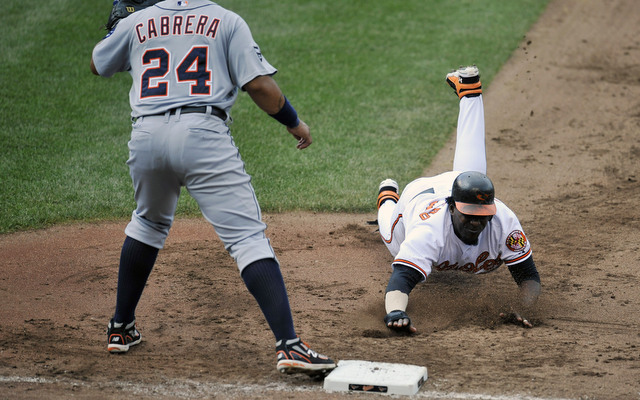 Tigers' Miguel Cabrera willing to vacate first base for rookie