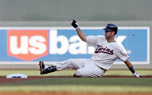 Joe Mauer hopes to return to the Twins soon despite concussion symptoms.