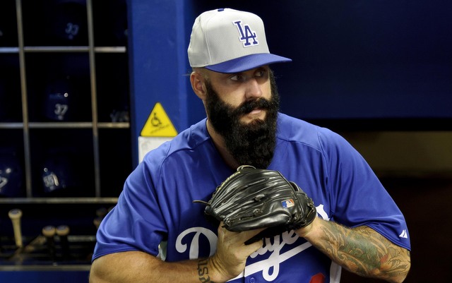 Dodgers' Brian Wilson yells at Giants CEO 