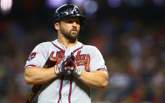 Giants call up Dan Uggla following rash of infield injuries