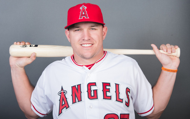 Mike Trout is using a 'Smart Bat' to improve his swing in spring