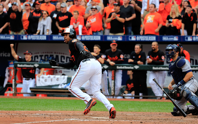 Cruz, Hardy lead Orioles to Game 1 win over Tigers