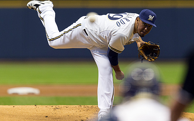 Yovani Gallardo's sketchy work recently may be hurting the Brewers' hopes for his trade value. (USATSI)