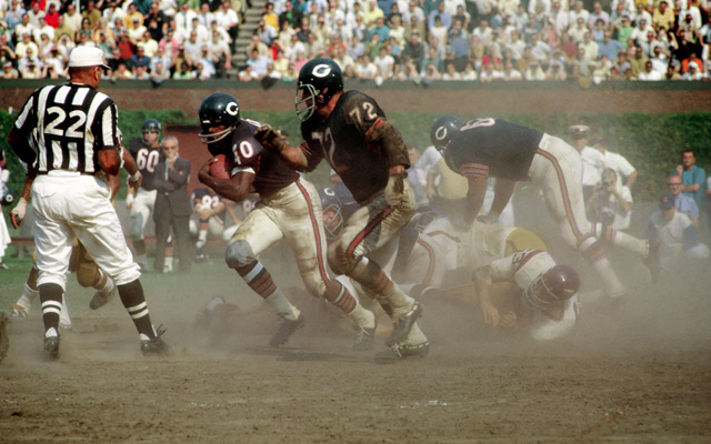 PHOTOS: Remember, Wrigley Field was NFL venue back in the day