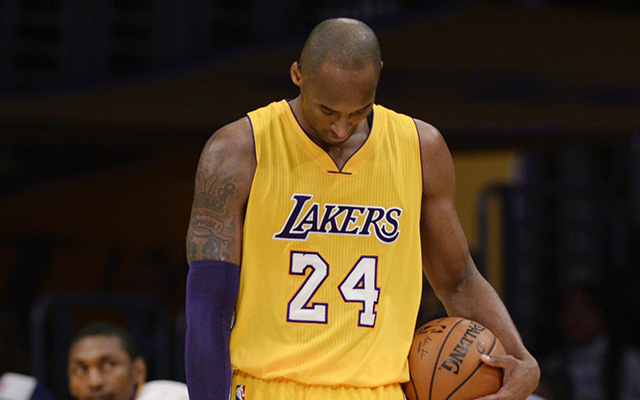 Kobe Bryant still weeks away from playing for Lakers