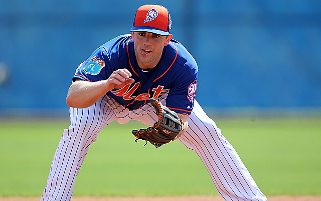 Mets third baseman David Wright works to improve his fielding 