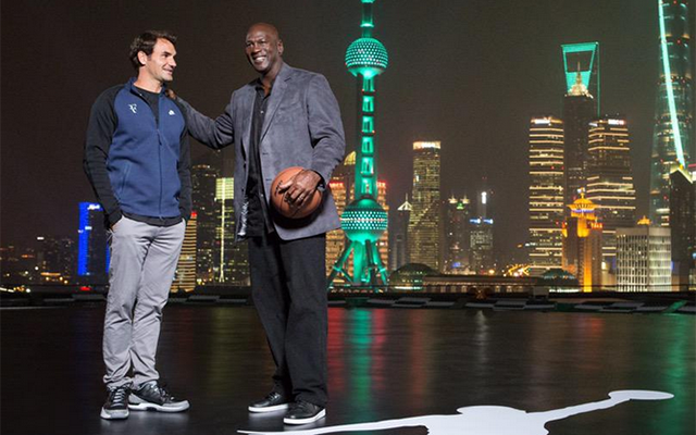 Roger Federer is in awe hanging out with Michael Jordan ...