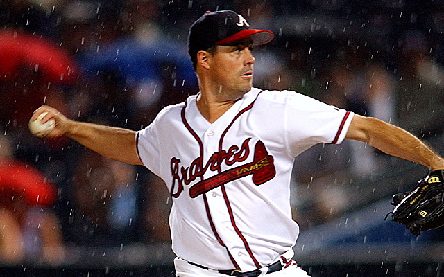 No logo on Hall of Fame cap for Greg Maddux