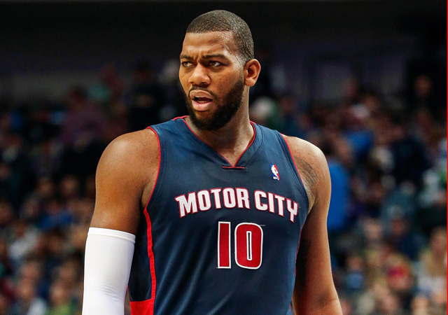 Greg Monroe is serious about signing his qualifying offer.  (USATSI)