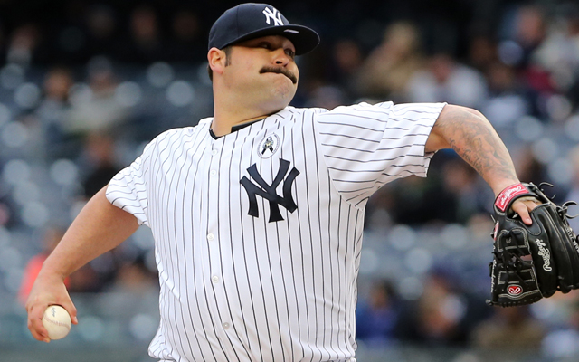 Joba Chamberlain returns to Tigers on 1-year deal