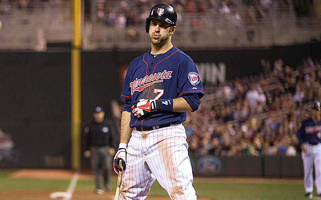 Joe Mauer gets booed in Minnesota, takes it professionally 