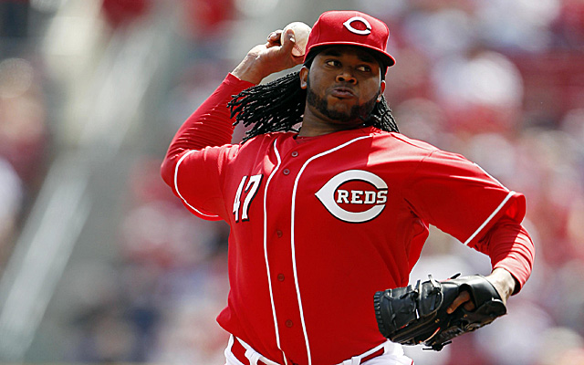 Report: Johnny Cueto headed to disabled list with strained lat